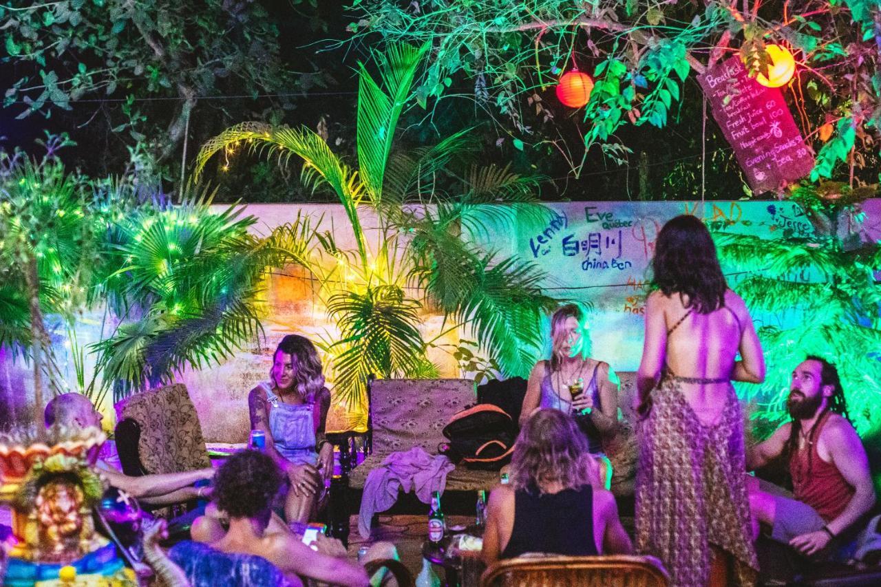 The Peace Hostel - Arambol, Goa Kültér fotó